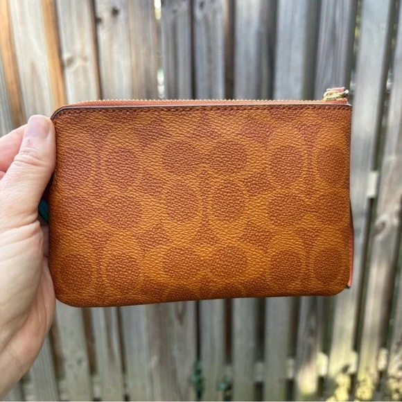 -SOLD- - Picture 5 of 9